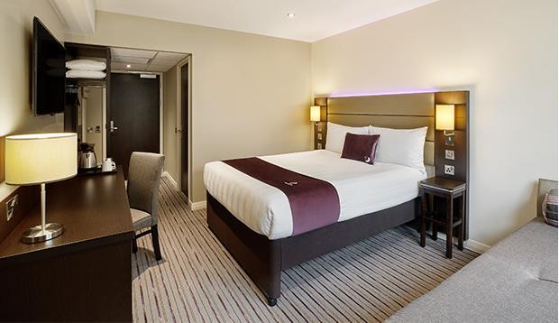 Premier Inn הוליהד מראה חיצוני תמונה